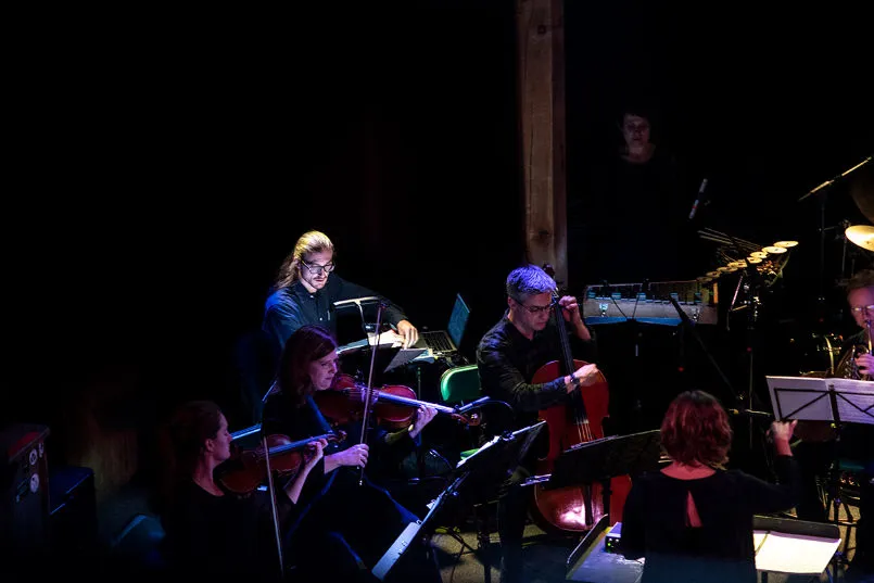 Gahlord Dewald performing Penelope (Sarah Kirkland Snider, composer) with TURNMusic