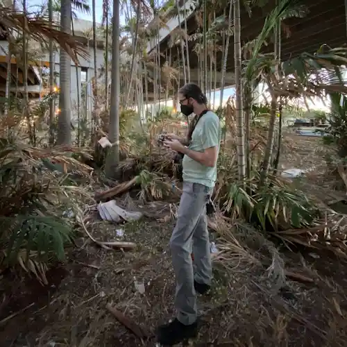 Gahlord Dewald gathering sound near HNL airport.